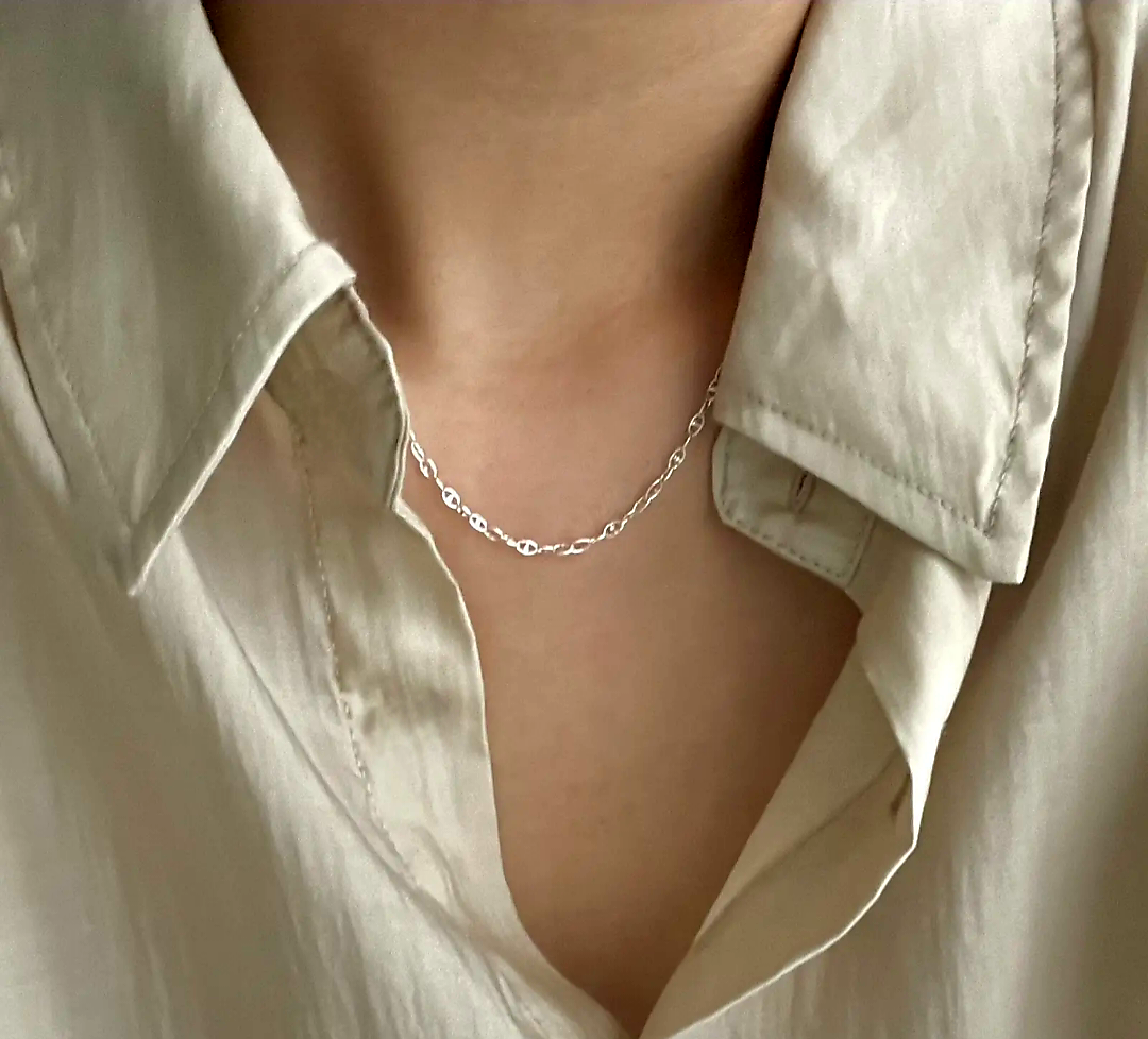 Bold (Silver)