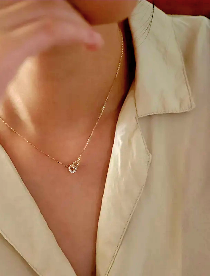 925 STERLING SILVER 18K GOLD-PLATED NECKLACE WITH A 2-RING PENDANT