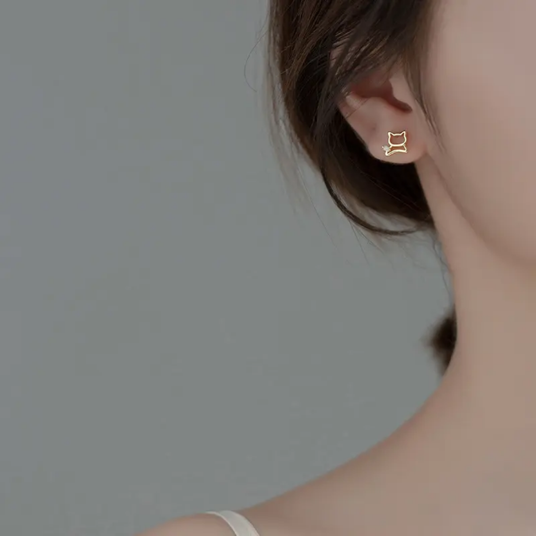 925 STERLING SILVER GOLD-PLATED CAT STUD EARRINGS