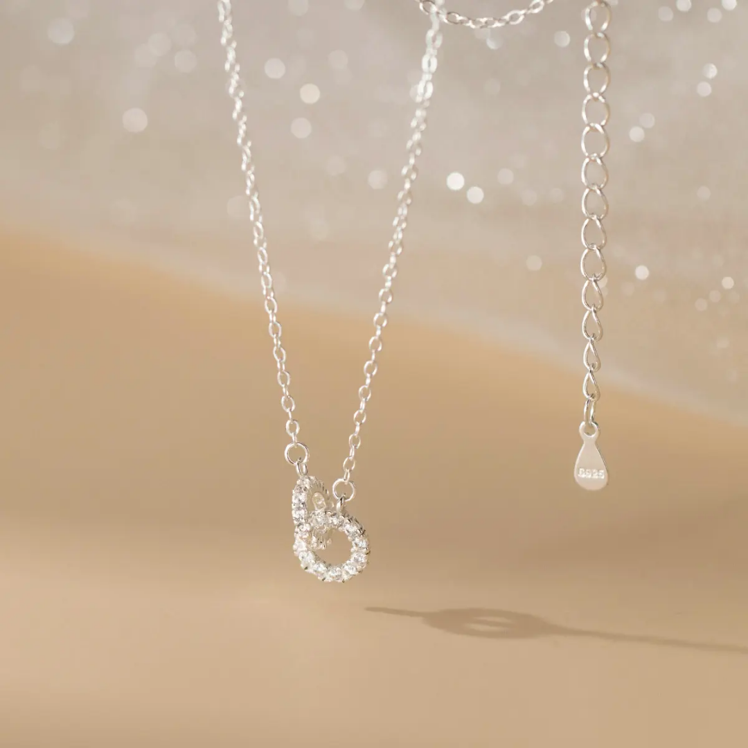 925 STERLING SILVER NECKLACE WITH A 2-RING PENDANT (SILVER/ 18K GOLD-PLATED)