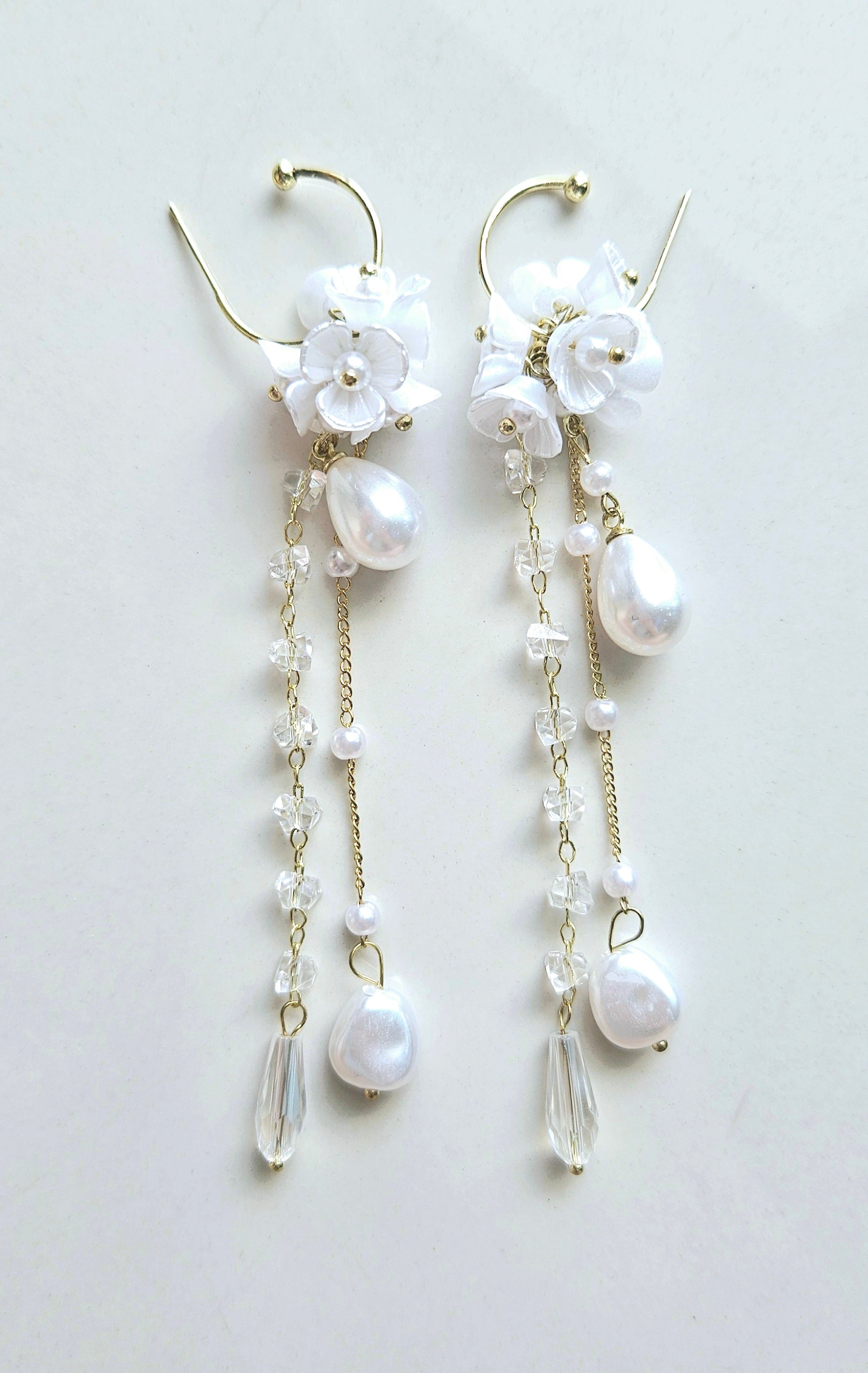 HAND-MADE WHITE FLORAL TASSELS