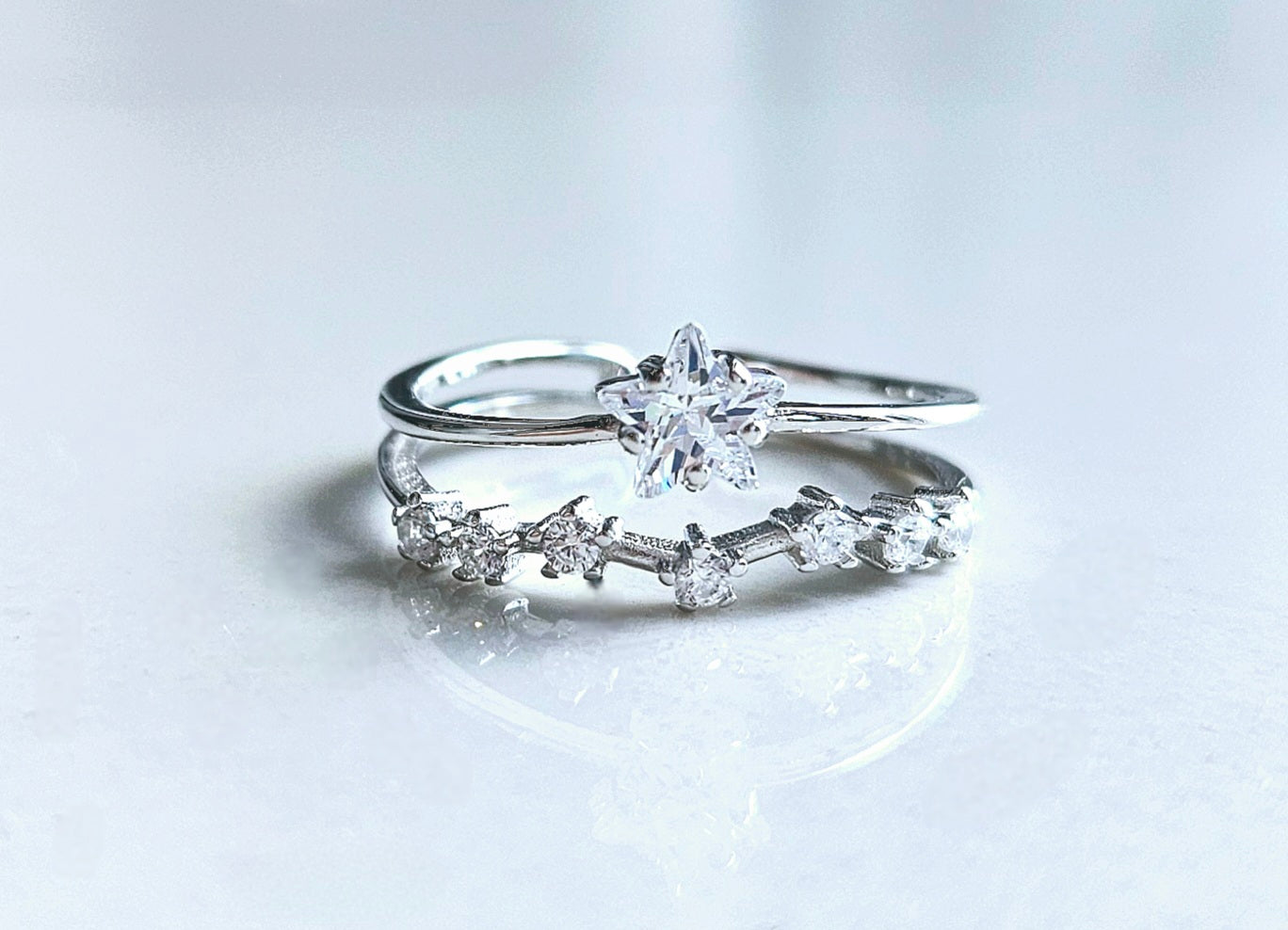 925 STERLING SILVER 2-LAYERED RING WITH CUBIC ZIRCONIA STONES