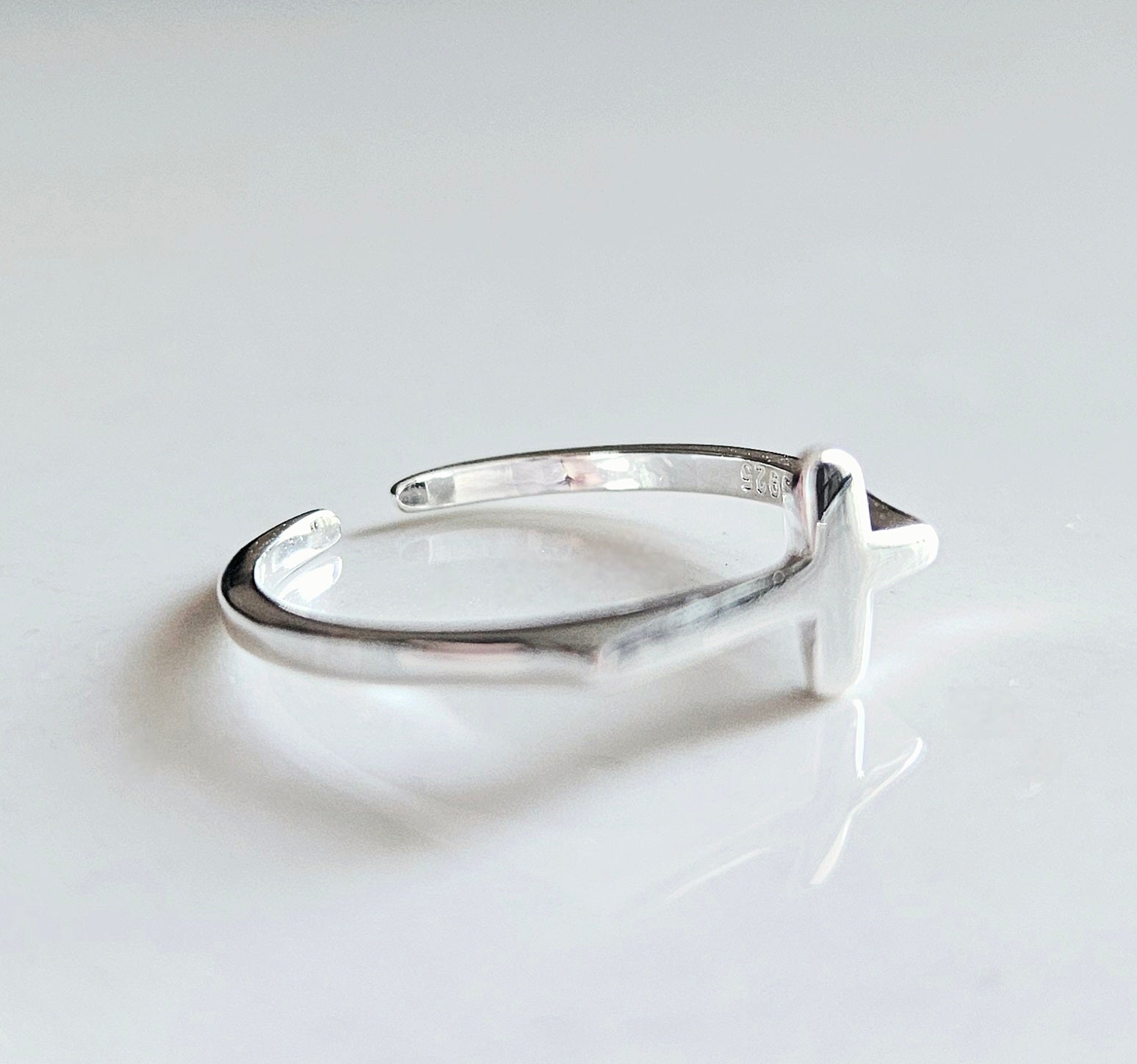 925 STERLING SILVER CROSS-SHAPED RING