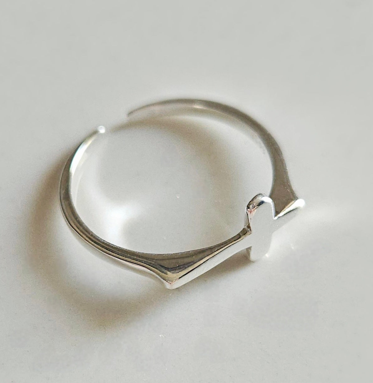 925 STERLING SILVER CROSS-SHAPED RING
