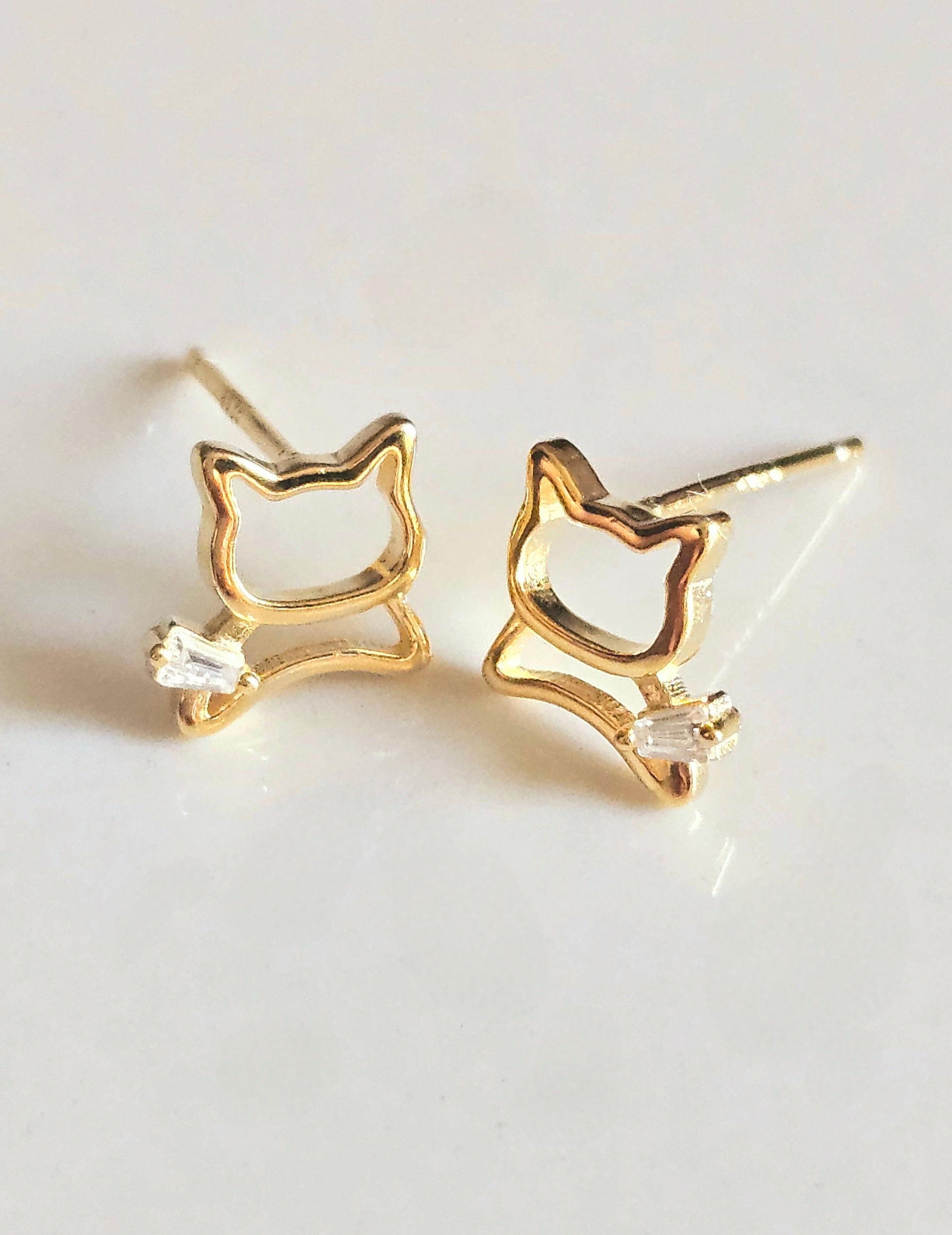 925 STERLING SILVER GOLD-PLATED CAT STUD EARRINGS