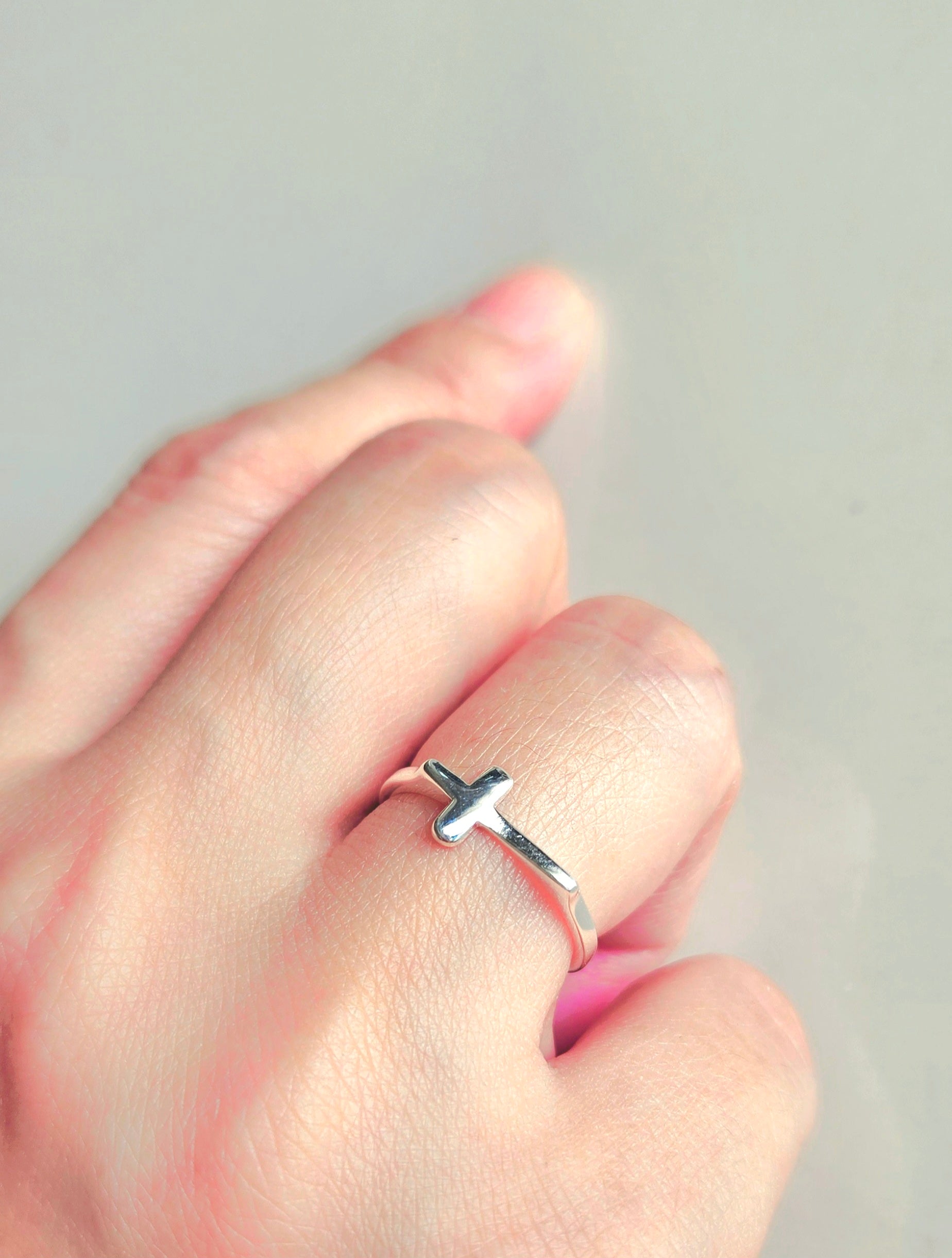 925 STERLING SILVER CROSS-SHAPED RING