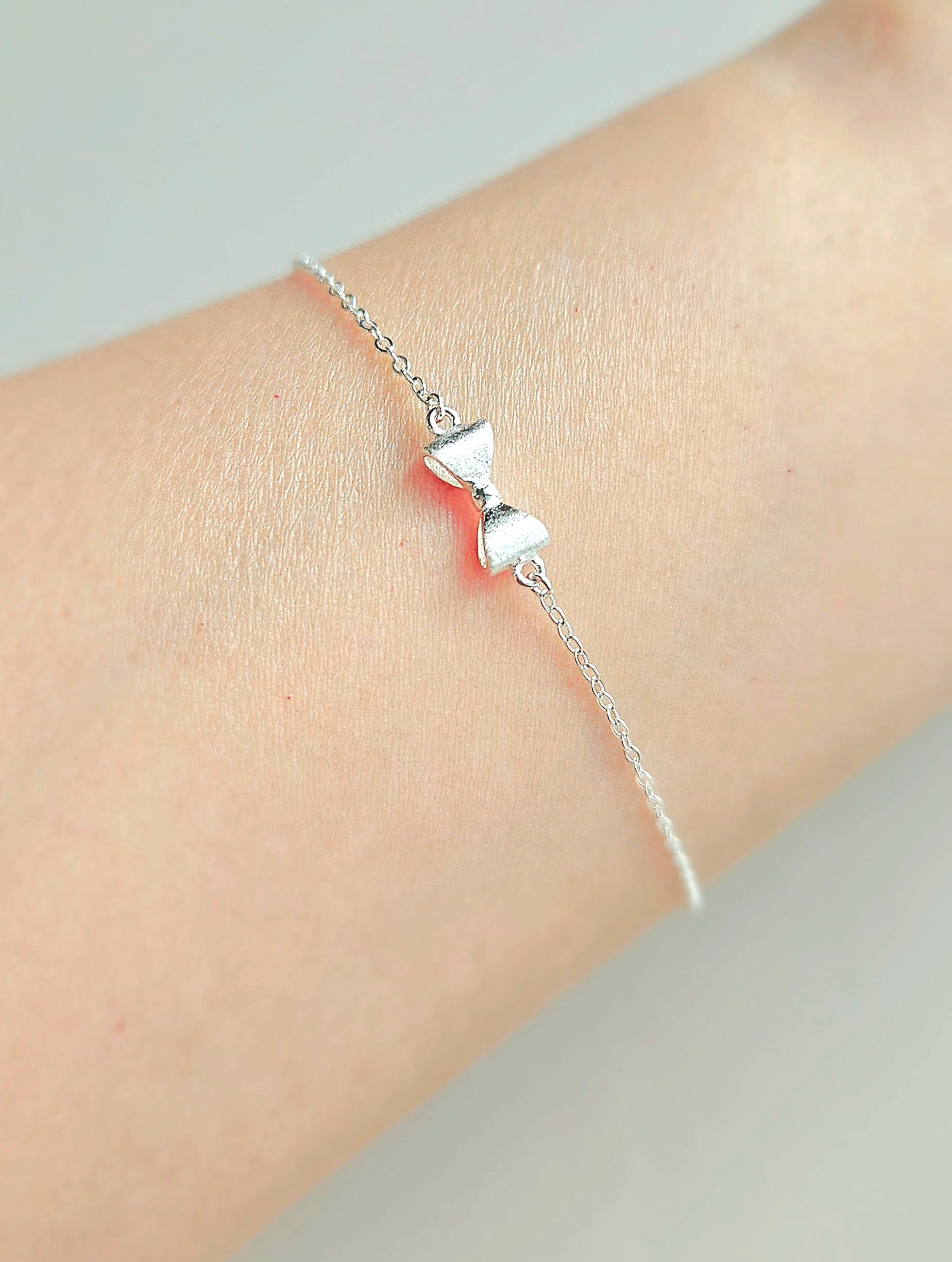 925 STERLING SILVER BRACELET WITH A BOW
