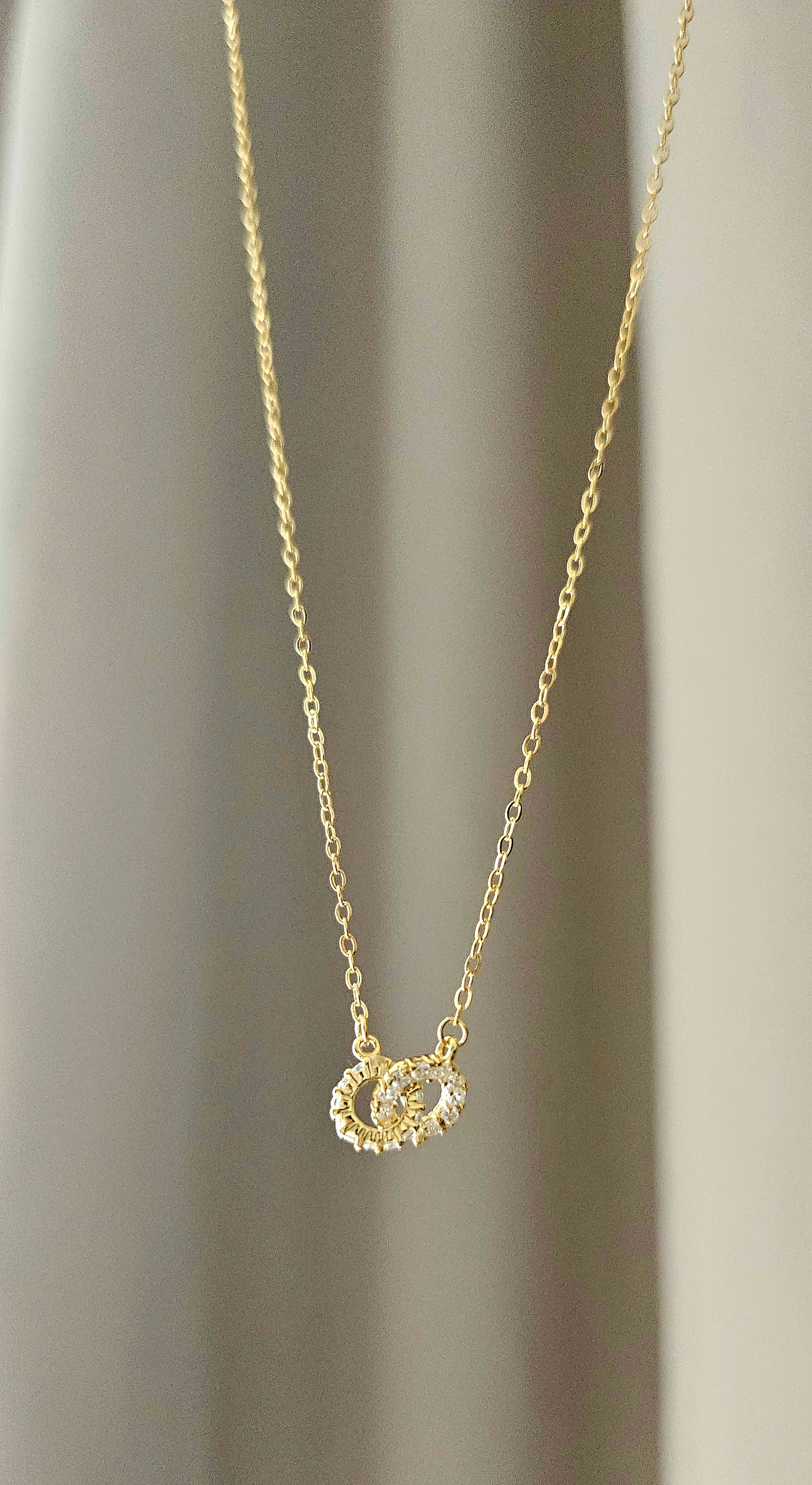 925 STERLING SILVER 18K GOLD-PLATED NECKLACE WITH A 2-RING PENDANT