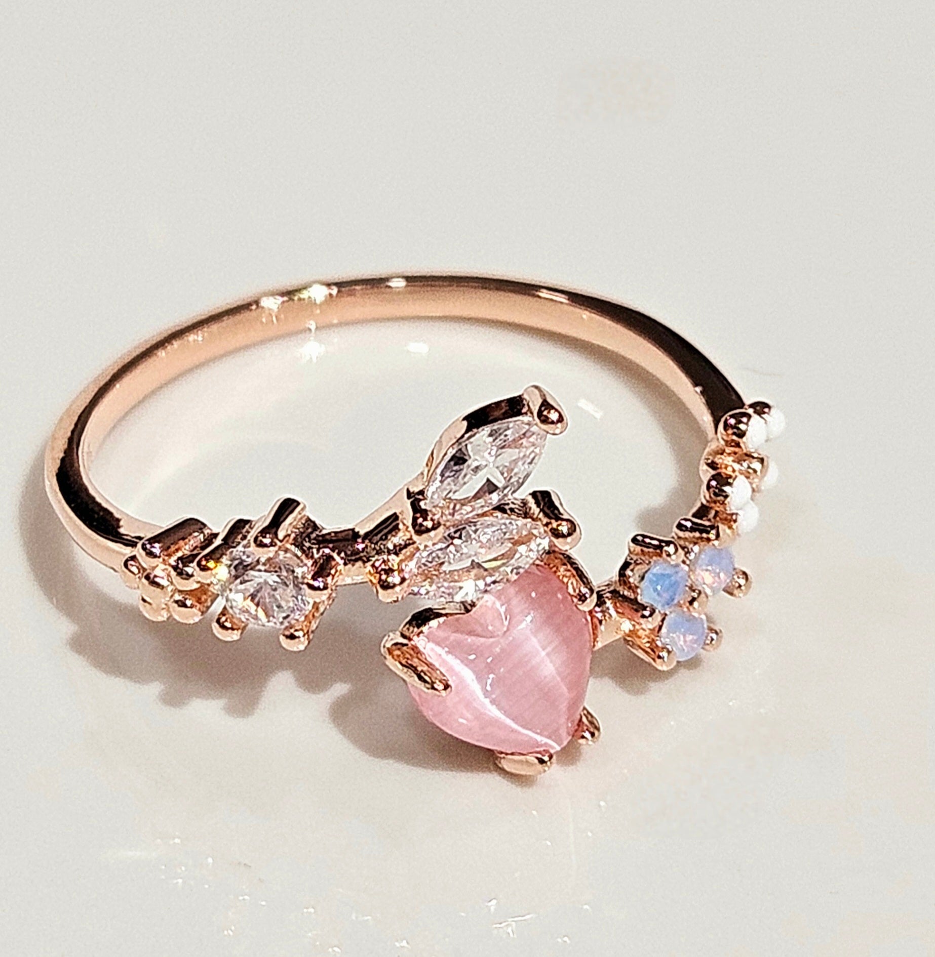 925 STERLING SILVER FLORAL RING WITH CUBIC ZIRCONIA STONES