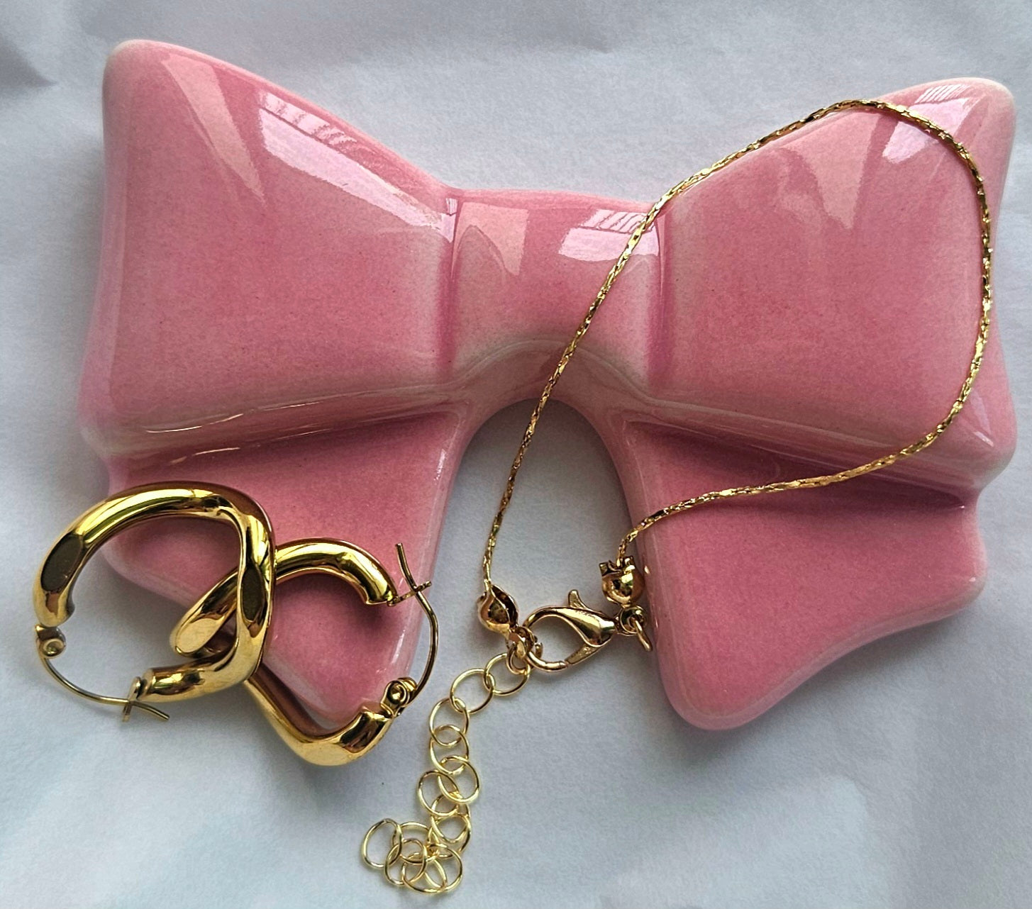 STAINLESS STEEL ARTISTIC HOOP EARRINGS & BRACELET SET