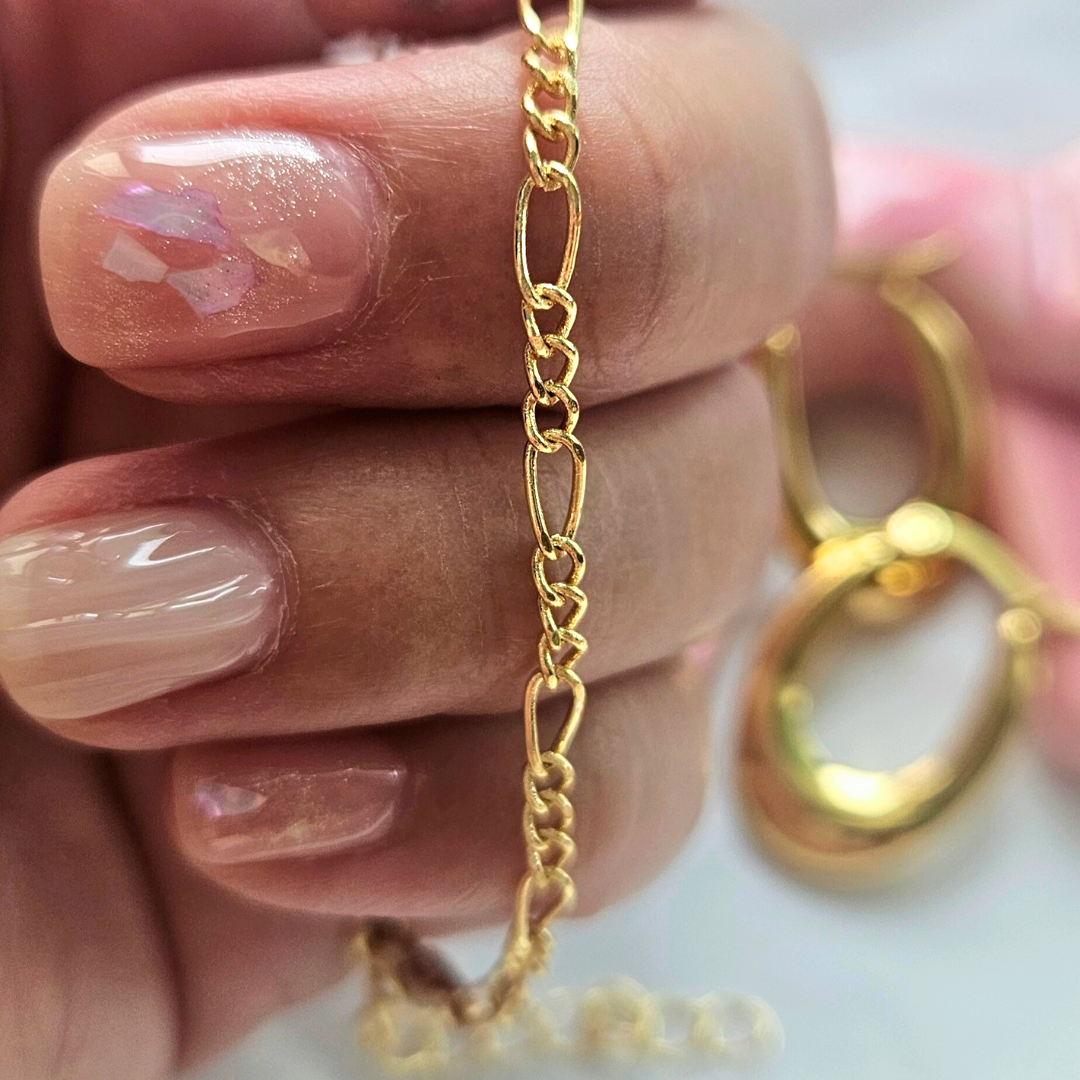 STAINLESS STEEL GOLD HOOP EARRINGS AND BRACELET SET