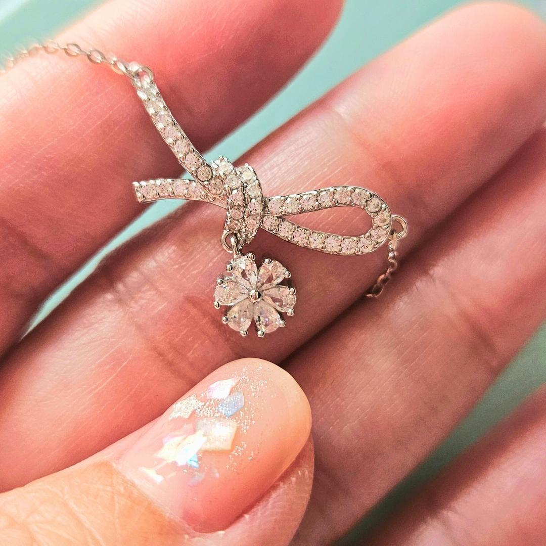 925 STERLING SILVER NECKLACE WITH A BOW PENDANT OF CUBIC ZIRCONIA