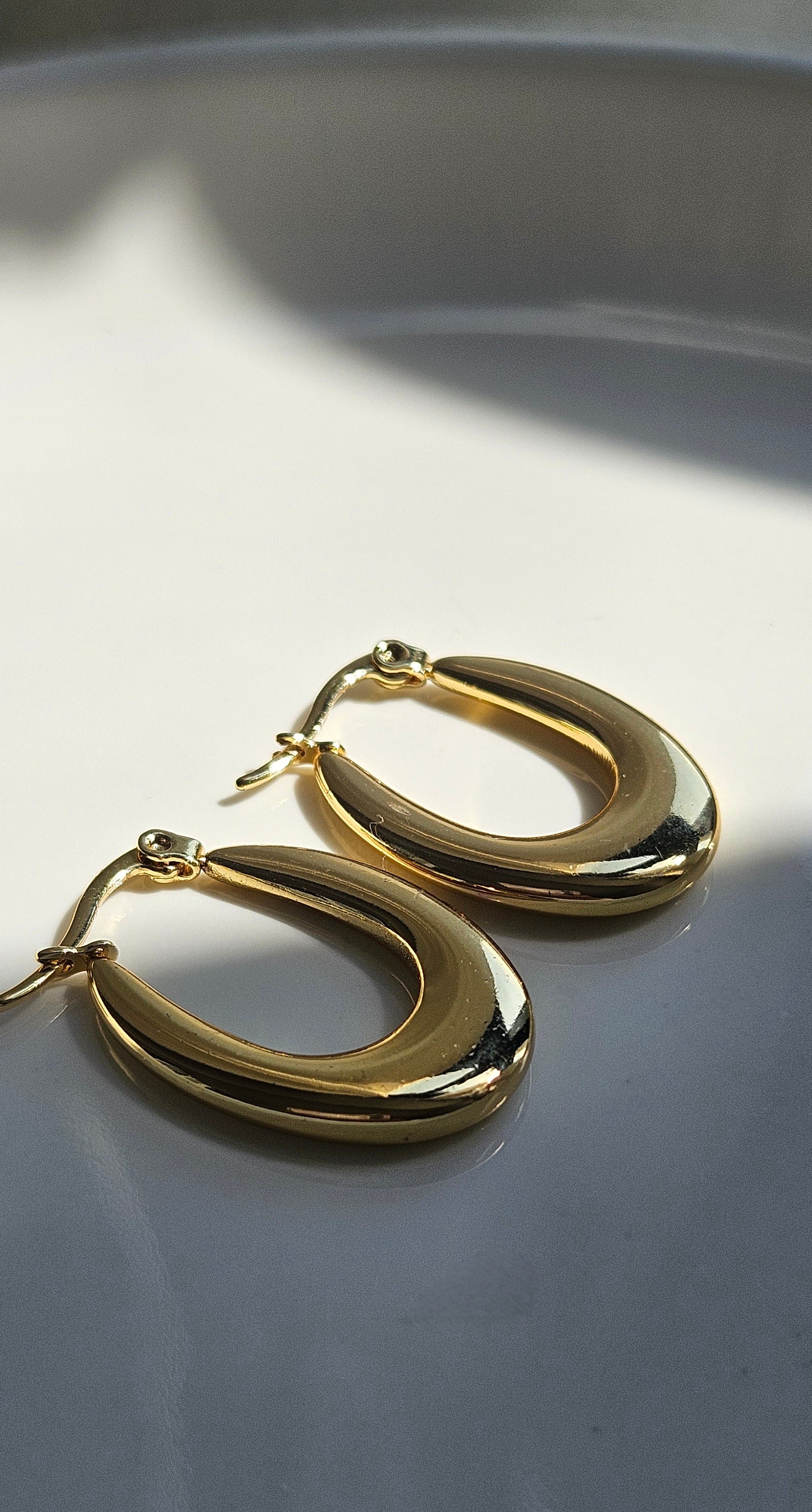 STAINLESS STEEL GOLD HOOP EARRINGS AND BRACELET SET