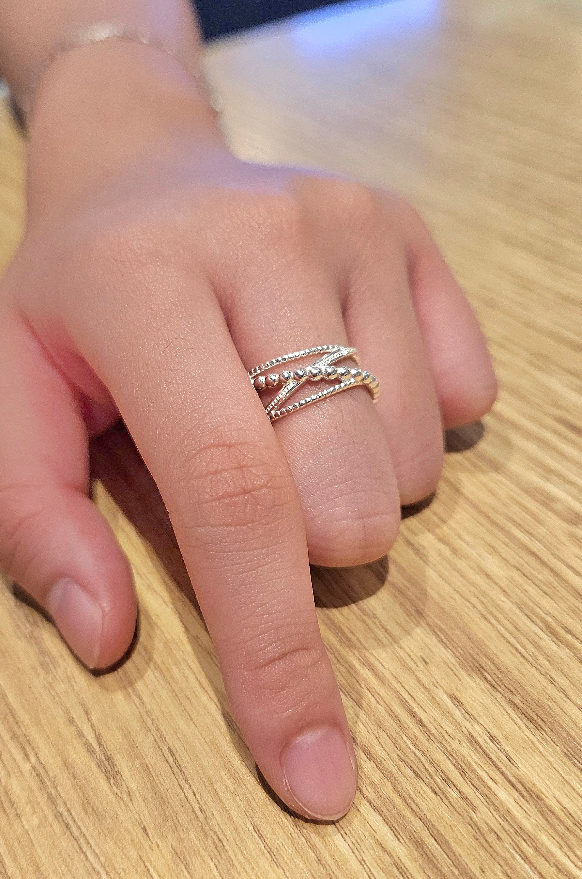 925 STERLING SILVER CROSSED BEADS RING