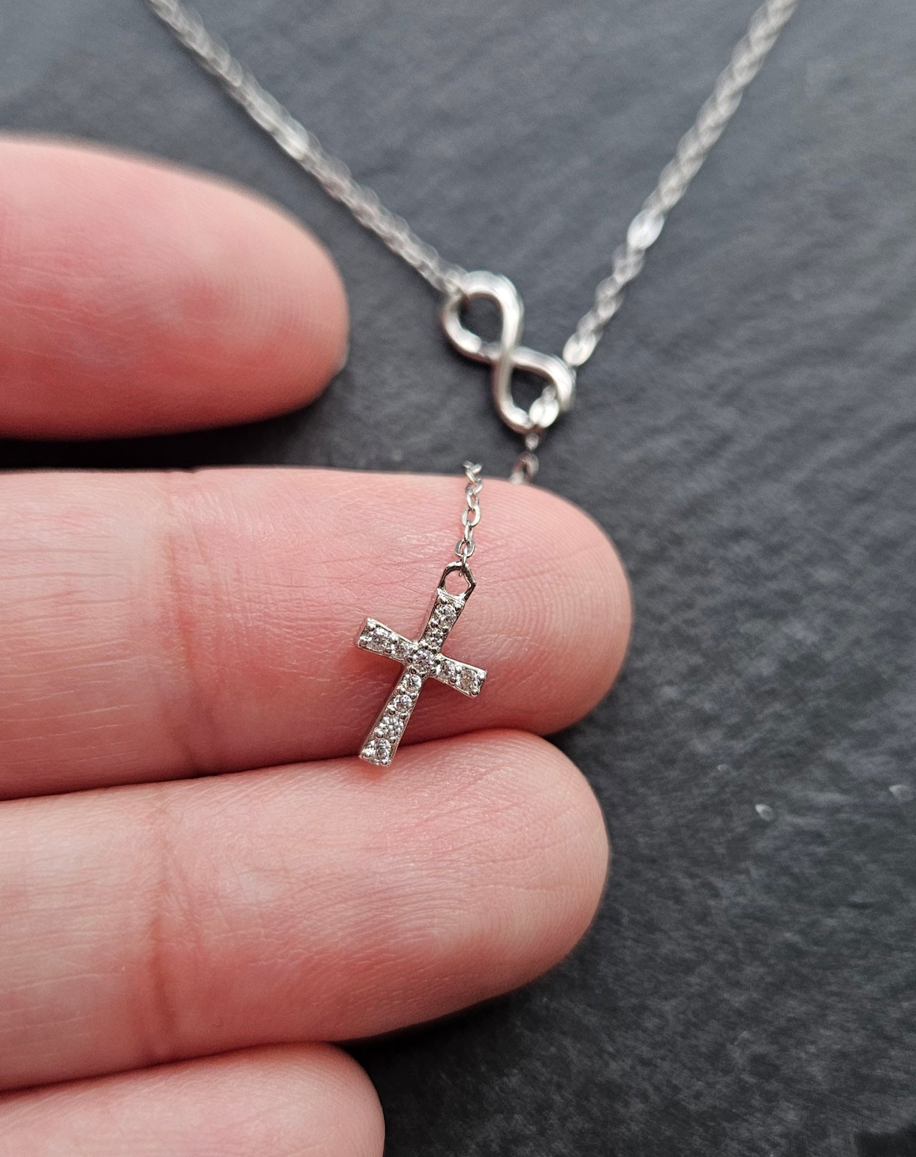 925 STERLING SILVER CROSS & INFINITY NECKLACE (SILVER/ 14K GOLD-PLATED)