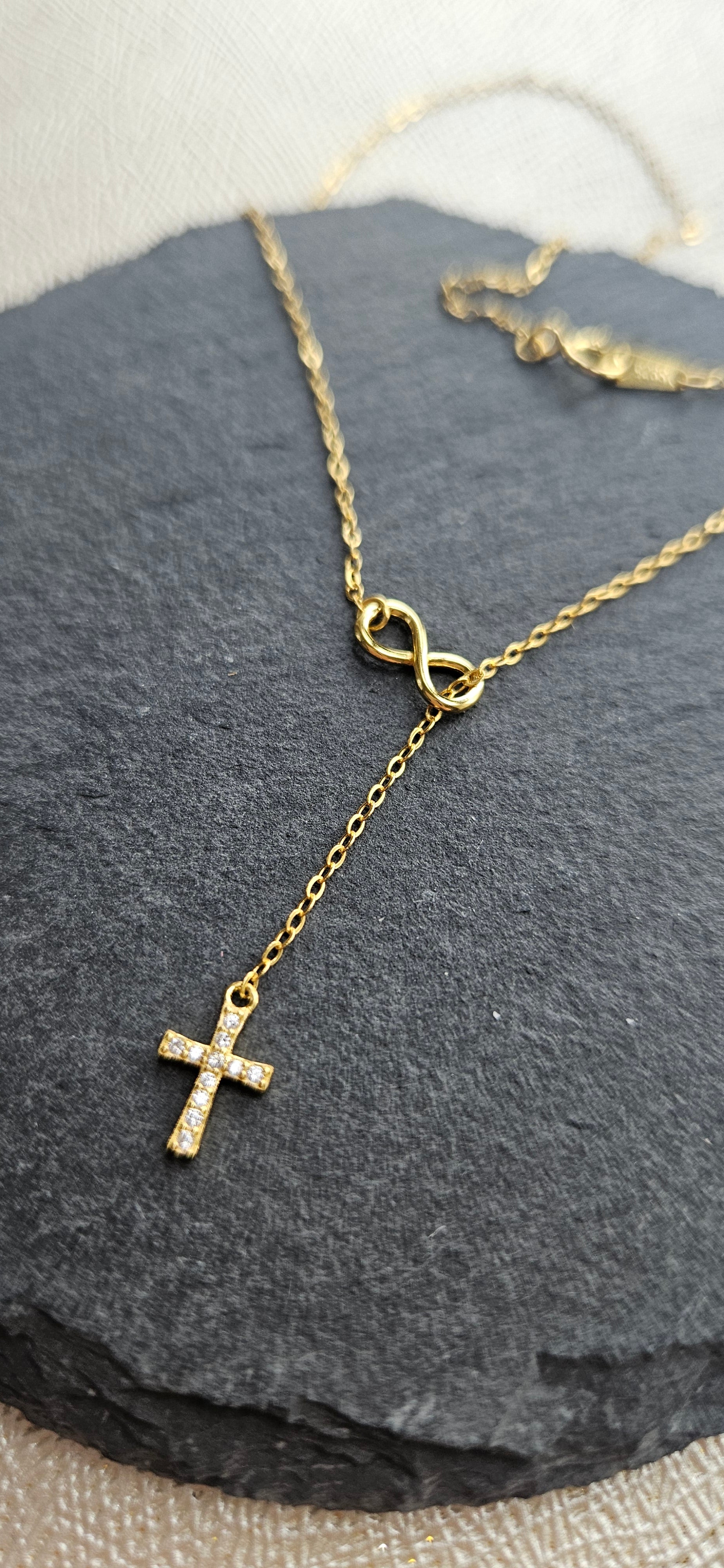 925 STERLING SILVER CROSS & INFINITY NECKLACE (SILVER/ 14K GOLD-PLATED)