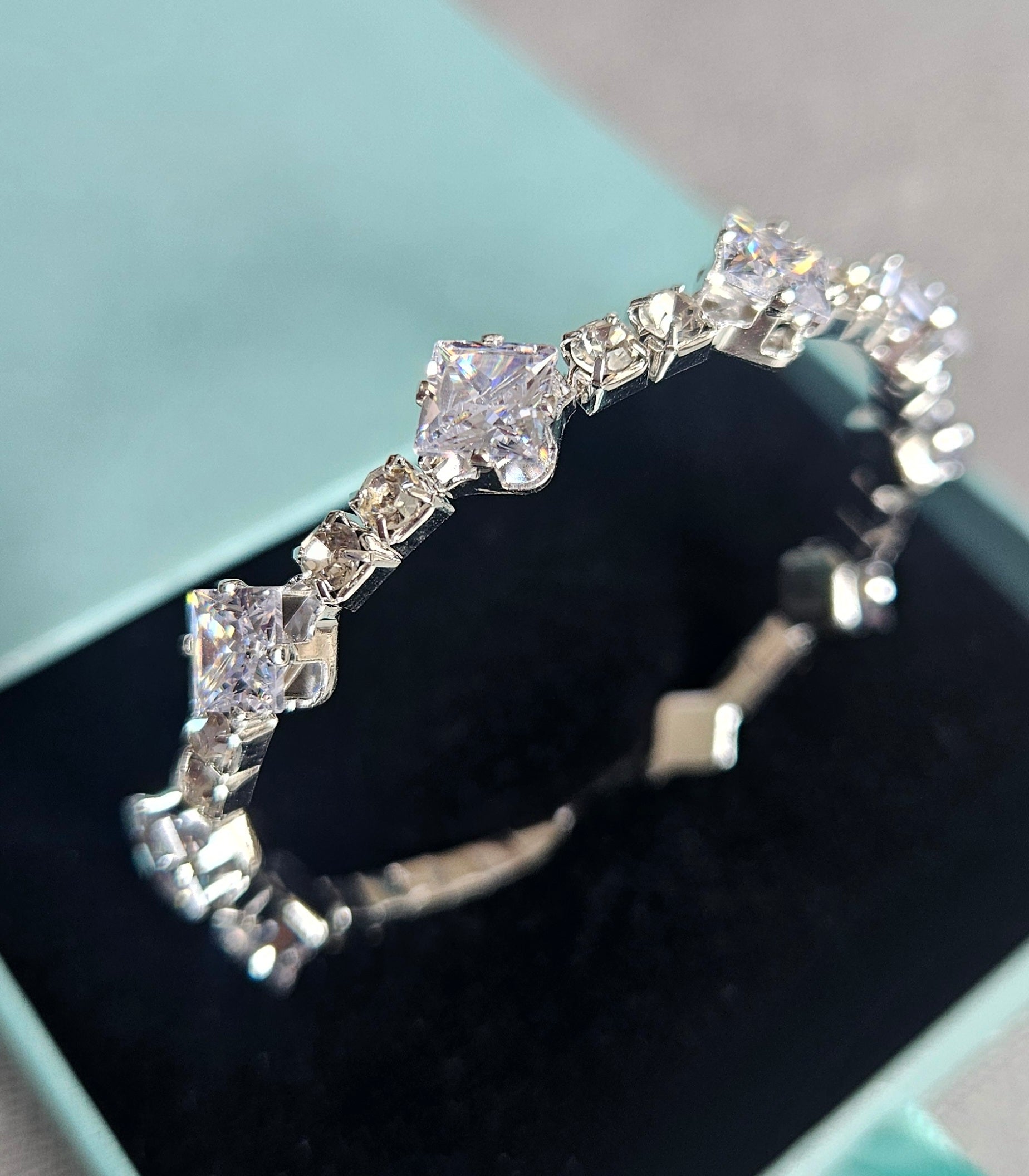 AQUA CUBIC ZIRCONIA EARRINGS AND RHINESTONE BRACELET SET