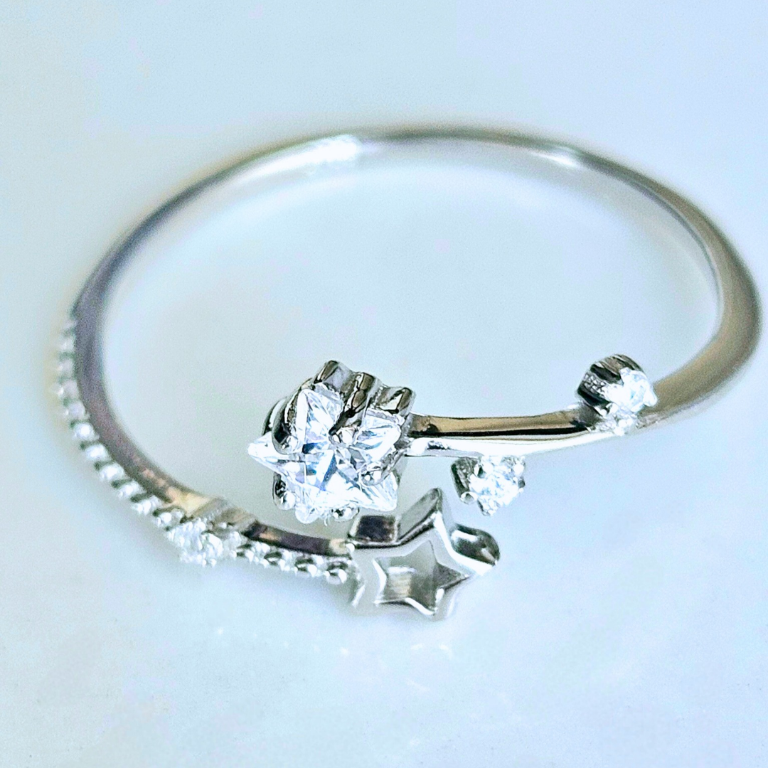 925 STERLING SILVER STAR SILVER RING WITH CUBIC ZIRCONIA STONE