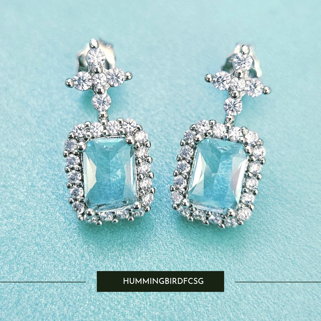 AQUA CUBIC ZIRCONIA EARRINGS AND RHINESTONE BRACELET SET