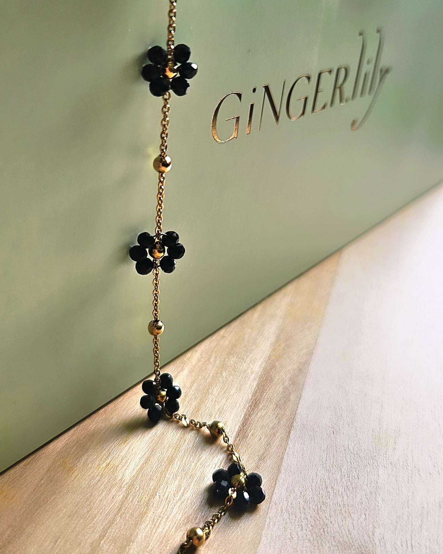 TITANIUM STEEL BRACELET & STAINLESS STEEL BAROQUE STYLE RING SET