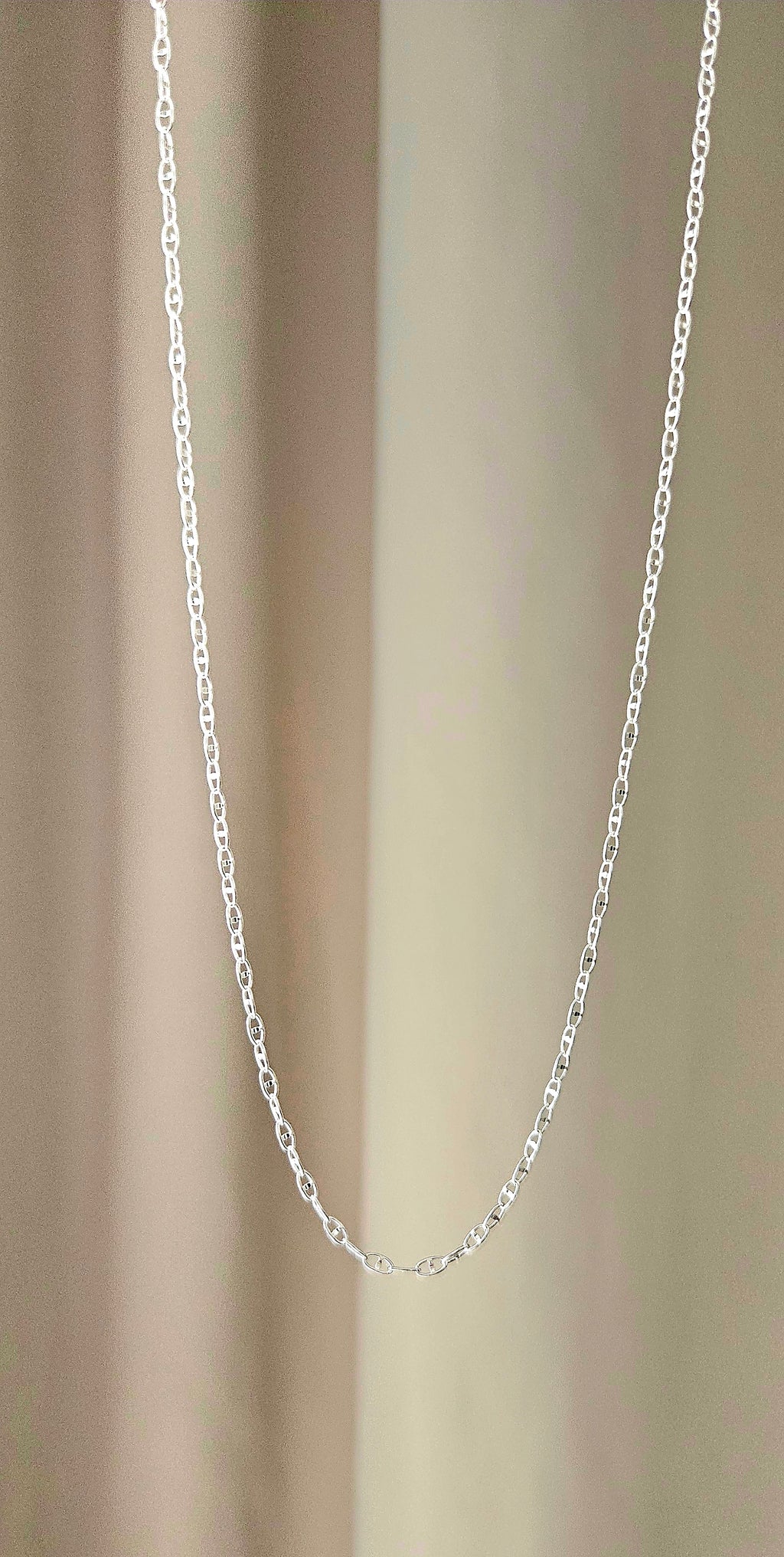 Bold (Silver)